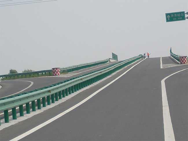 济源高速公路护栏的材质与规格