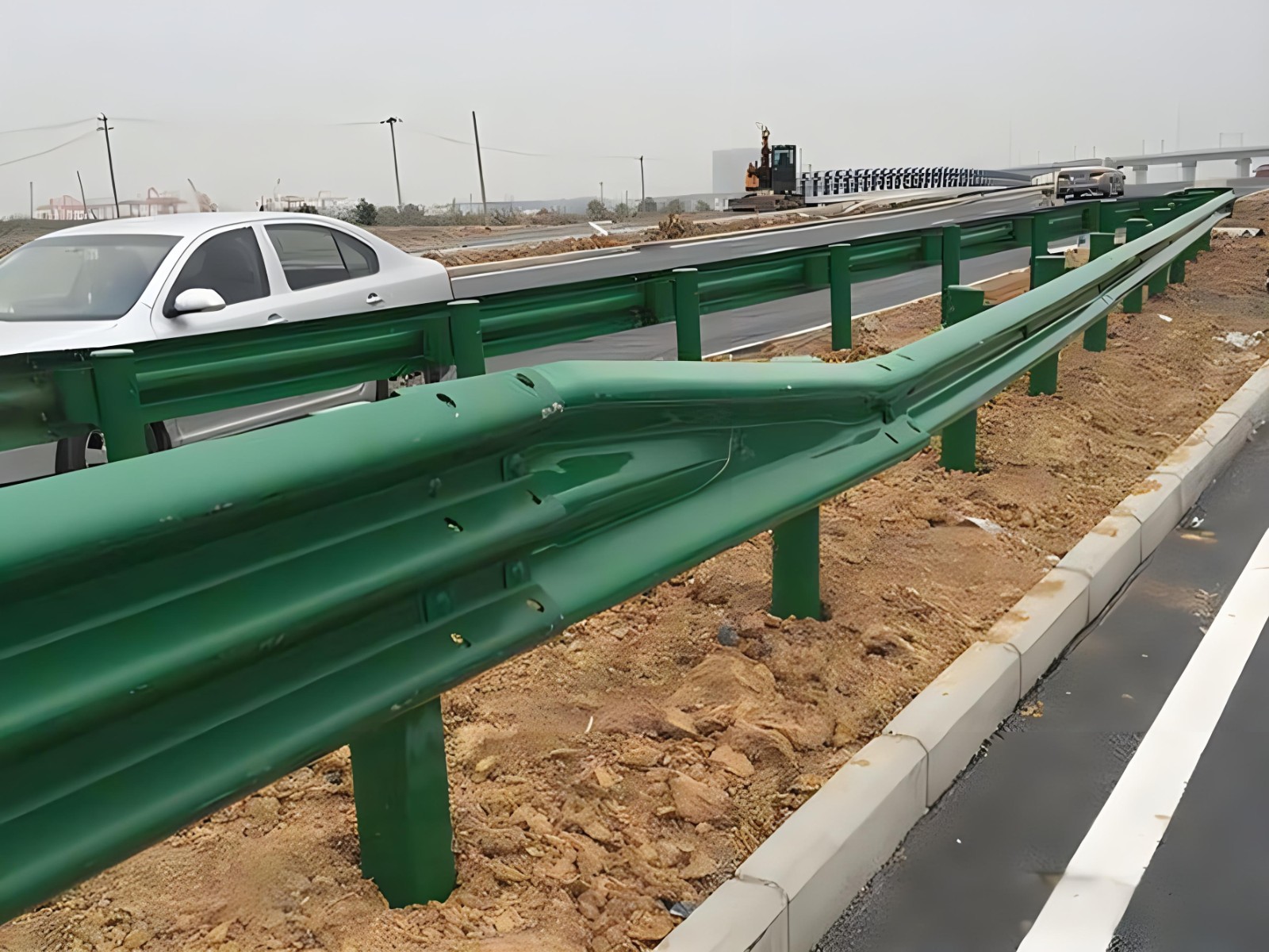 济源高速波形护栏板日常维护方案确保道路安全新举措
