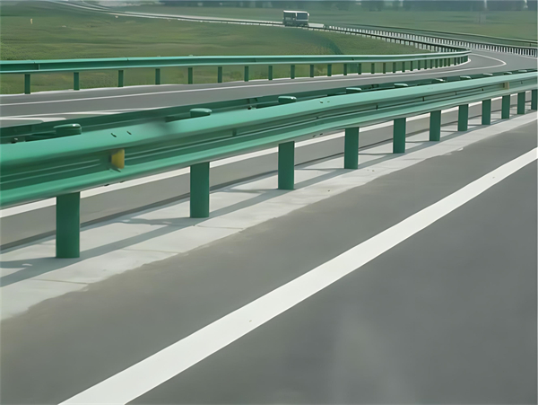 济源波形梁护栏在高速公路的应用